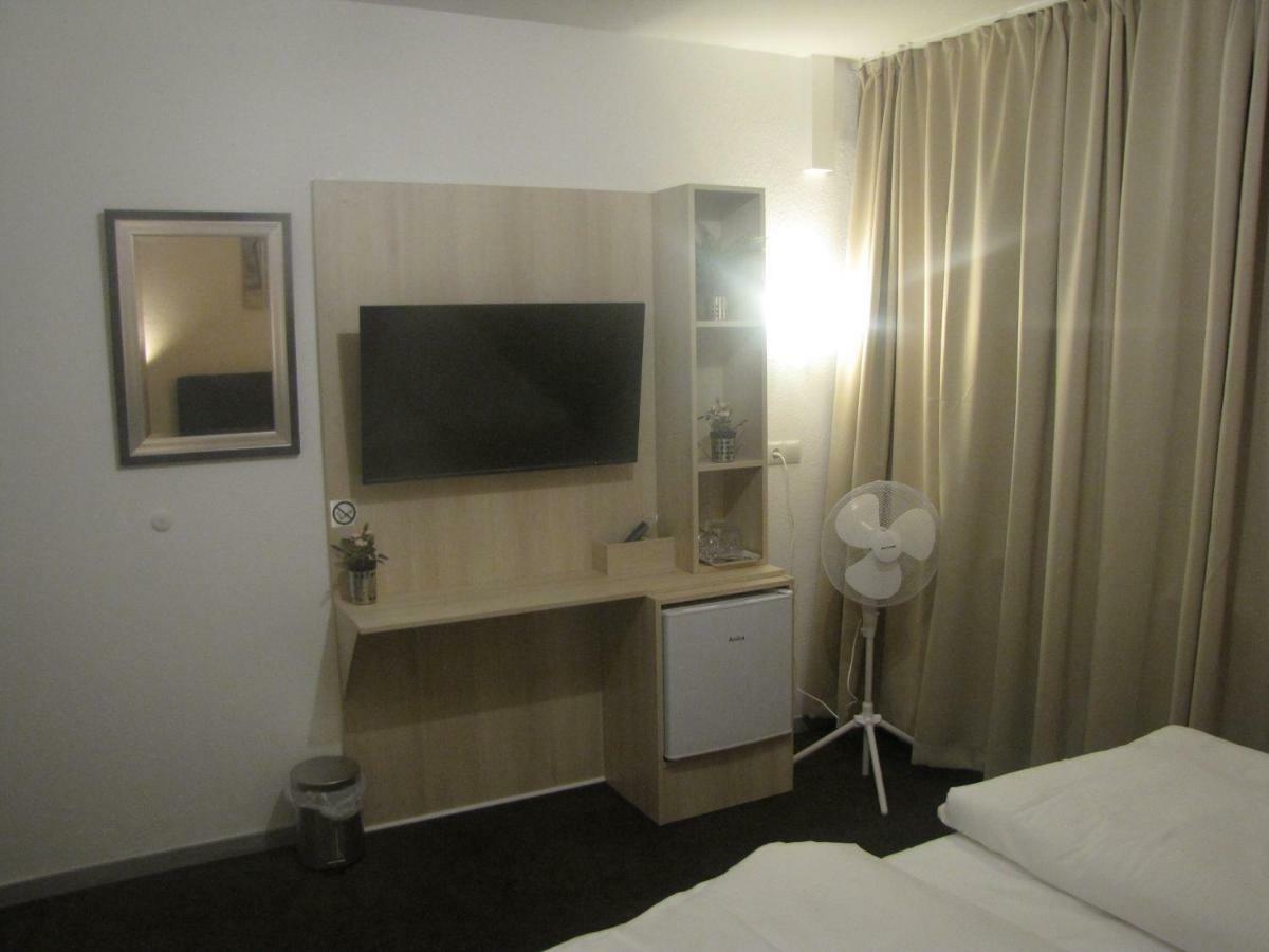 Milano Hotel Hamburgo Exterior foto